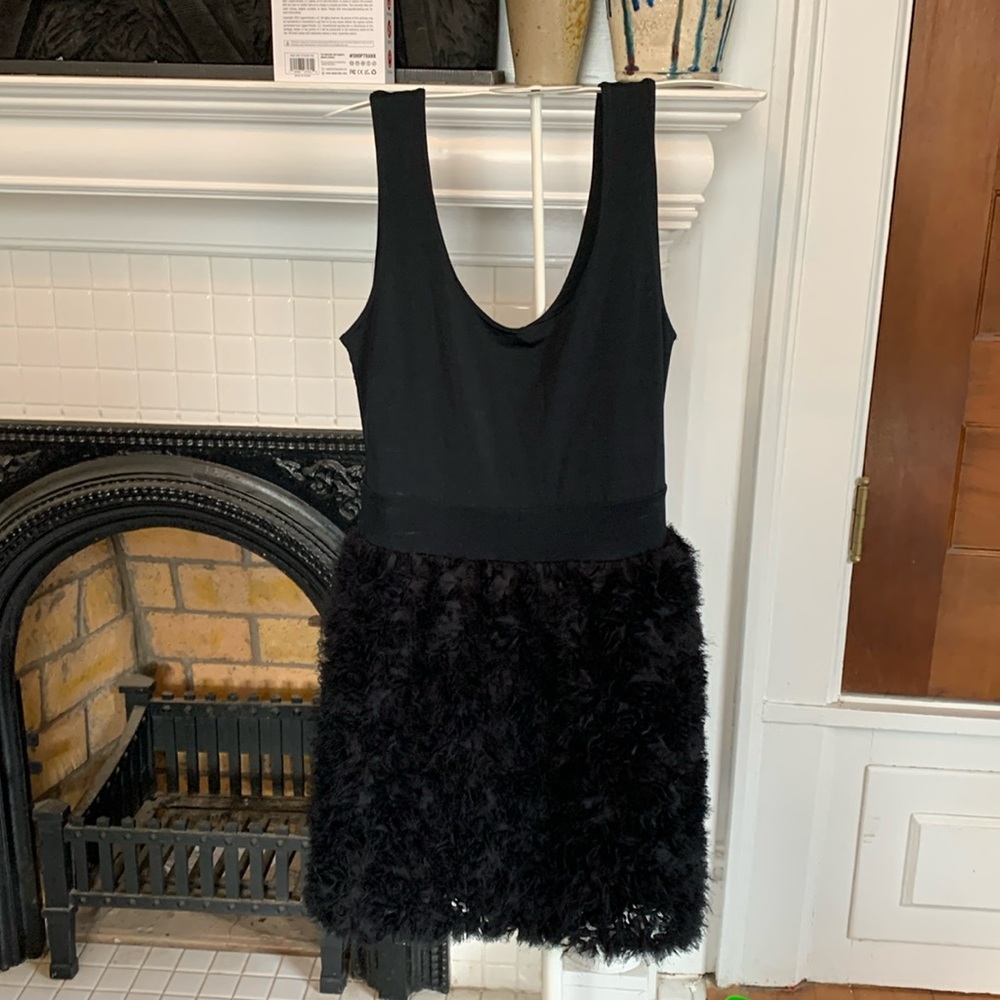 Zara bodycon fluffy dress. Worn once. 99 retail‎